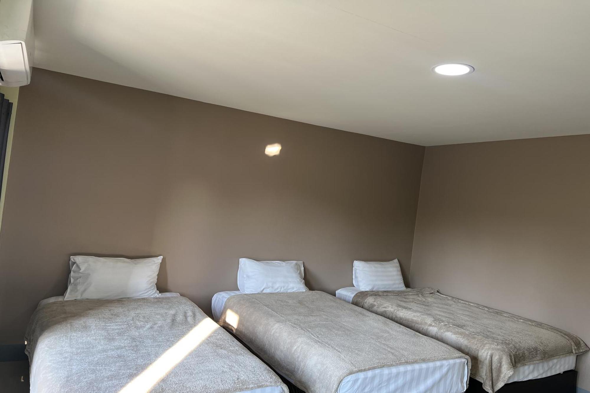 V Tharm Hotel Удон-Тхани Экстерьер фото