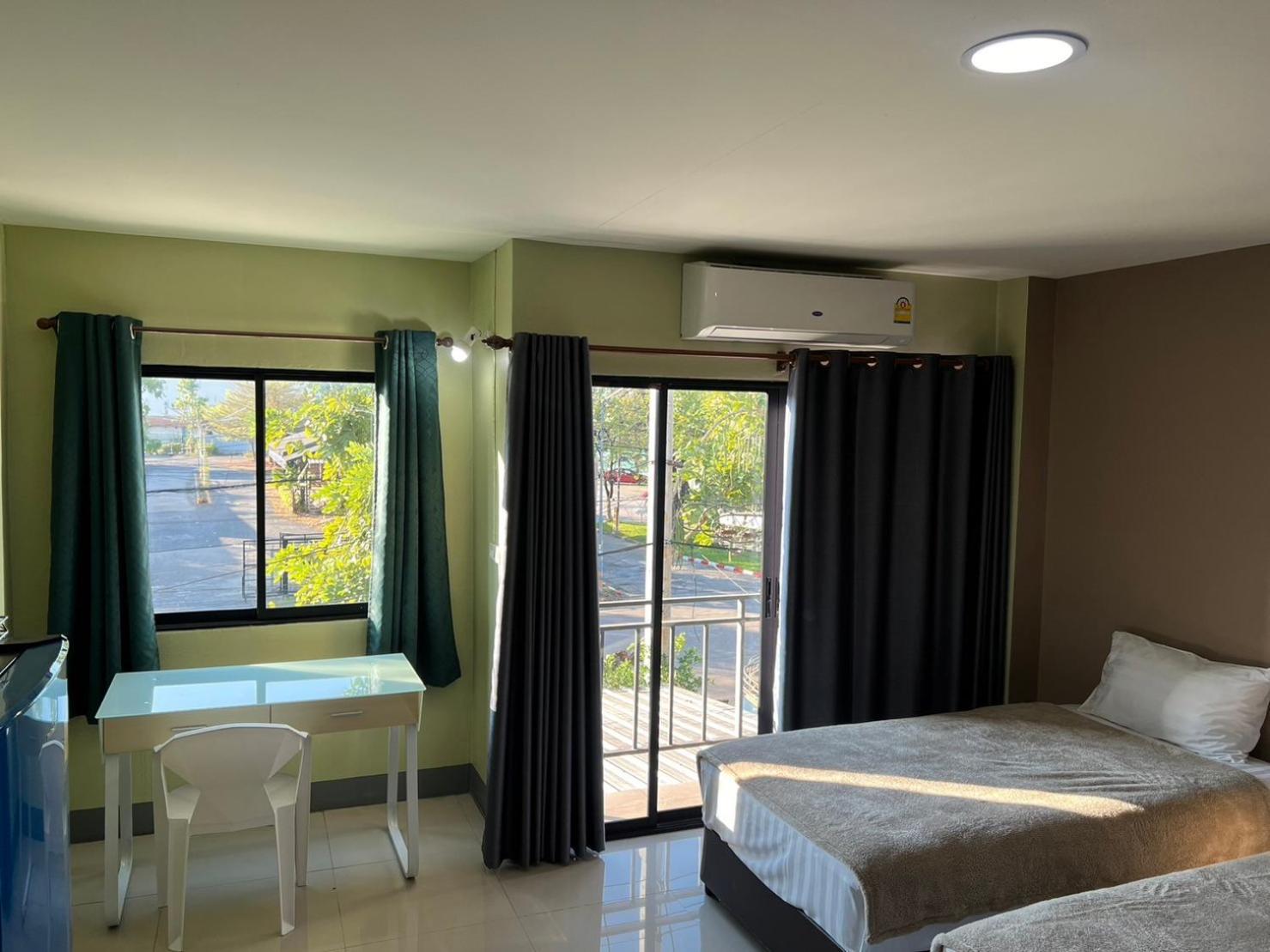 V Tharm Hotel Удон-Тхани Экстерьер фото